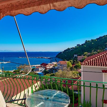 Golden Flower'S Apartment Poros  Luaran gambar