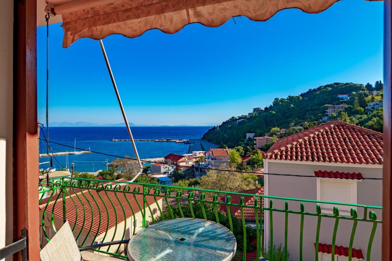Golden Flower'S Apartment Poros  Luaran gambar