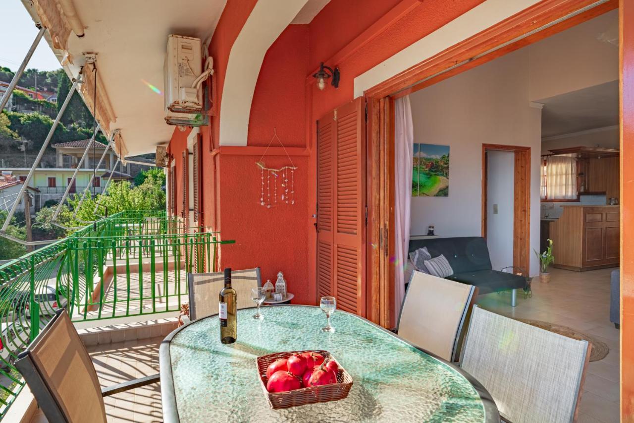 Golden Flower'S Apartment Poros  Luaran gambar
