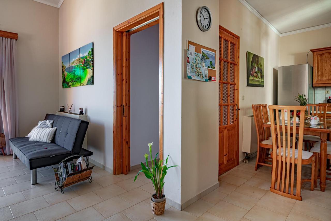 Golden Flower'S Apartment Poros  Luaran gambar