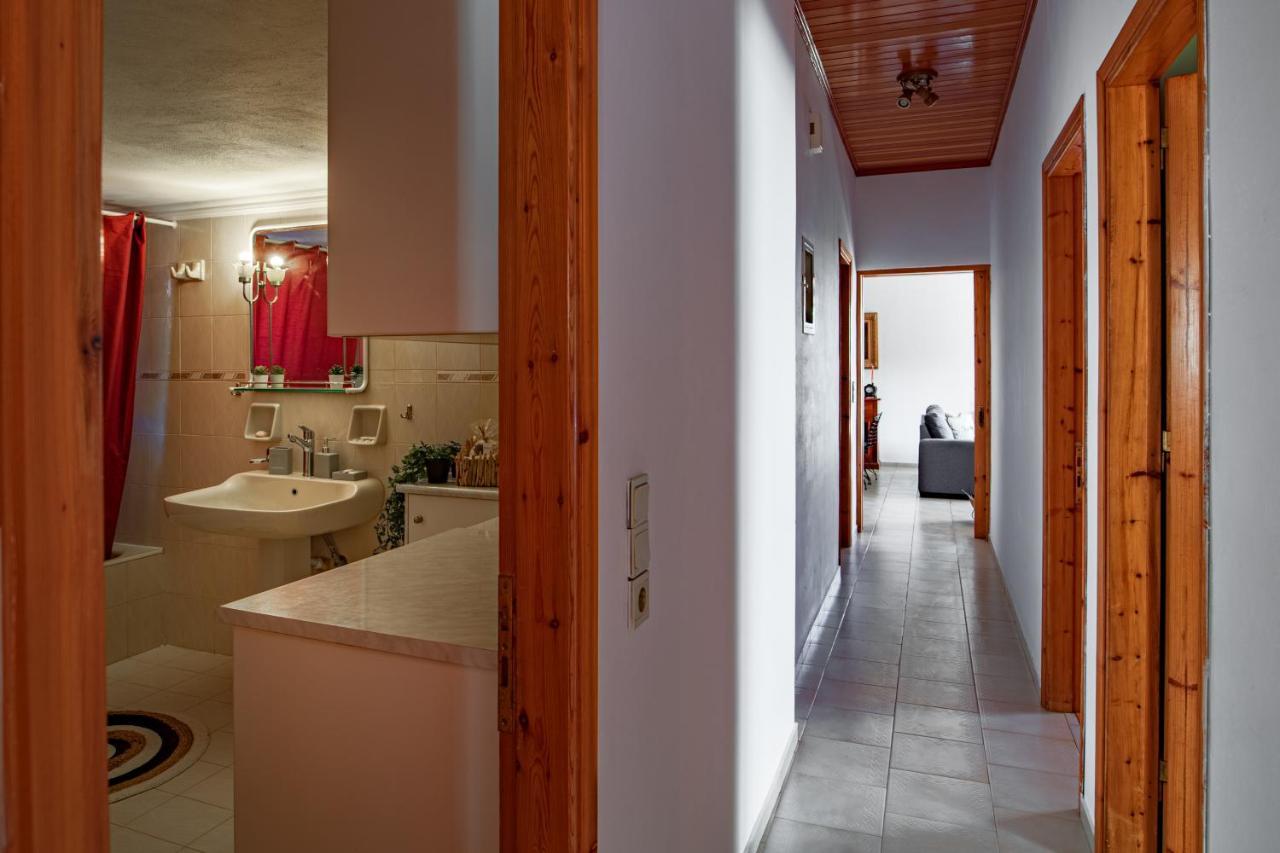 Golden Flower'S Apartment Poros  Luaran gambar