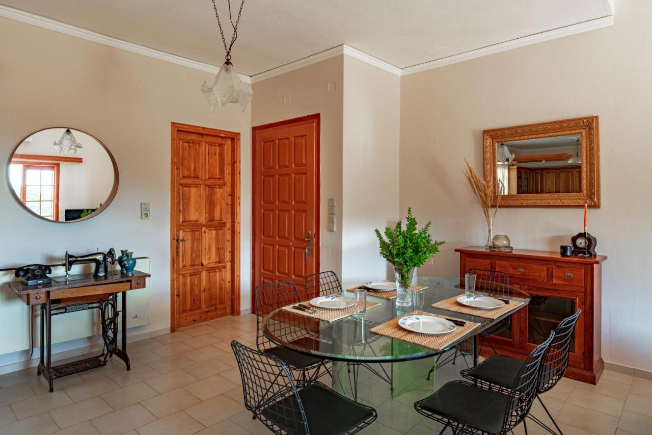 Golden Flower'S Apartment Poros  Luaran gambar