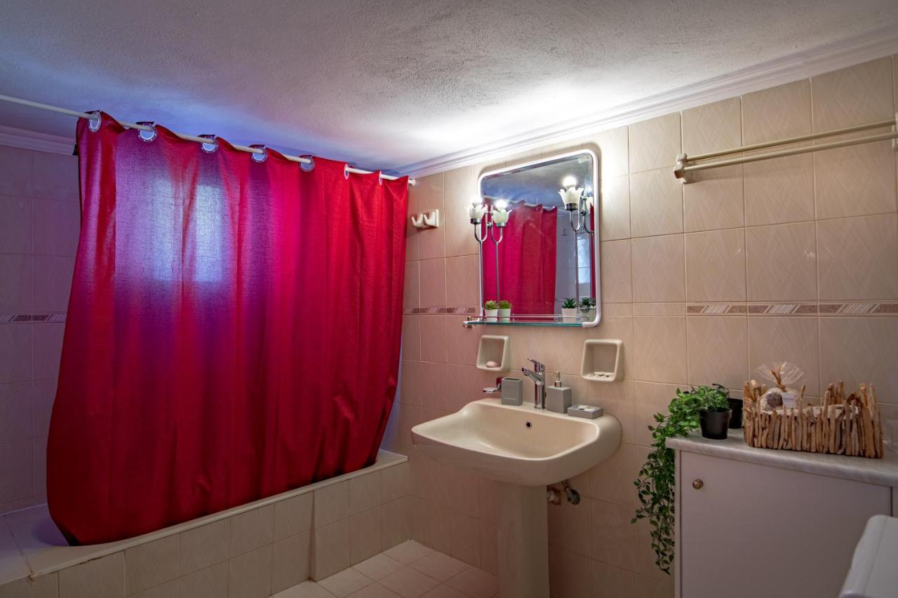 Golden Flower'S Apartment Poros  Luaran gambar