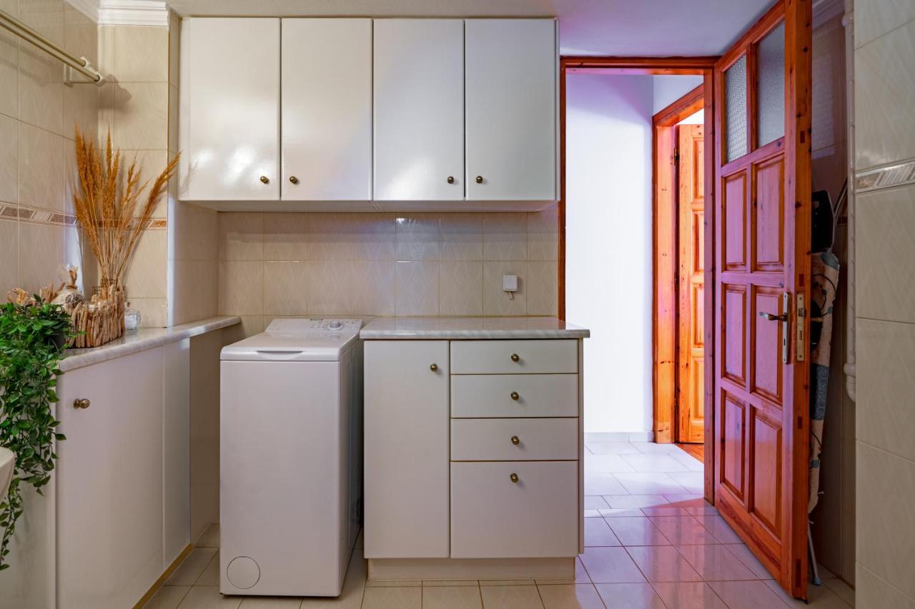 Golden Flower'S Apartment Poros  Luaran gambar